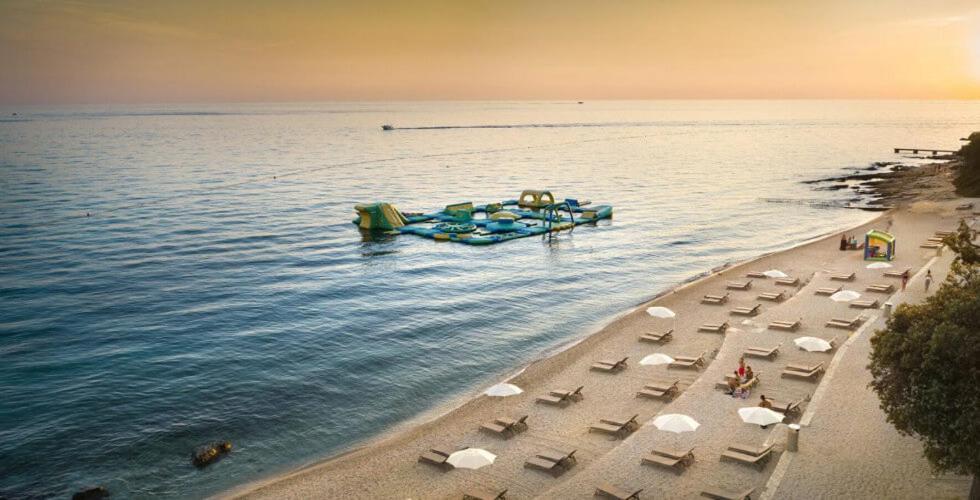 Apartments Cvek روفينج المظهر الخارجي الصورة