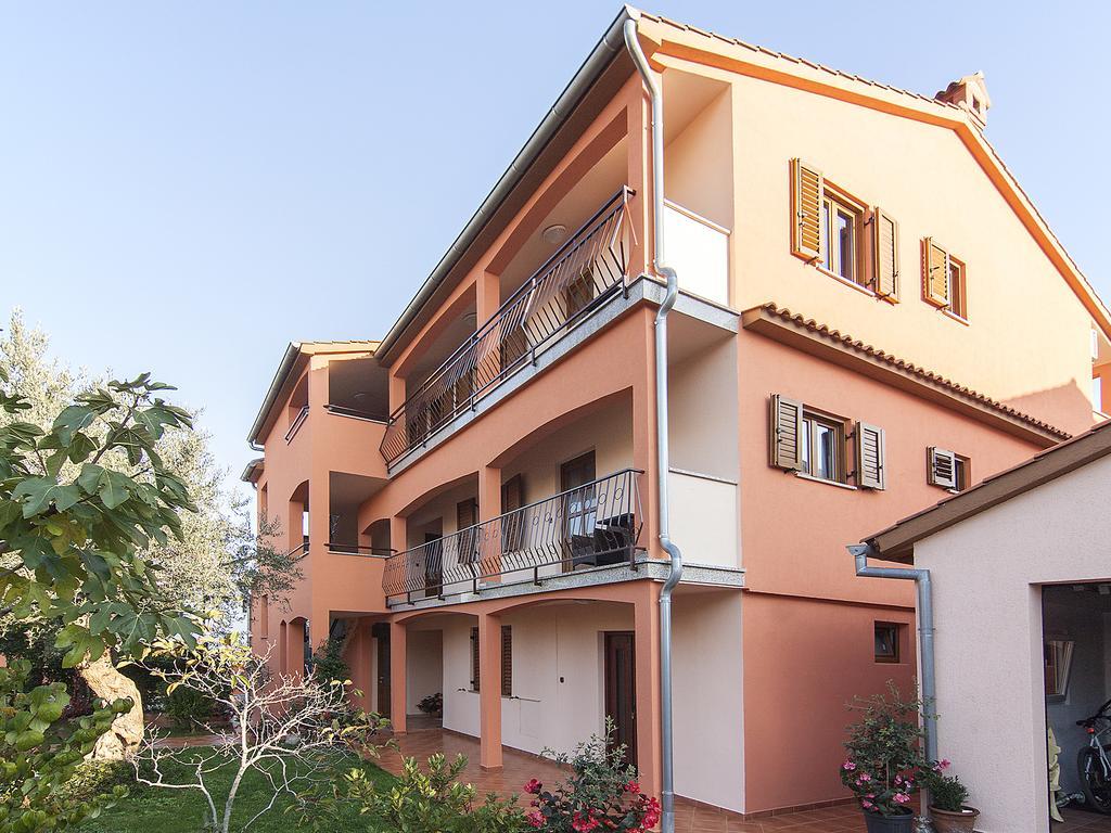 Apartments Cvek روفينج المظهر الخارجي الصورة