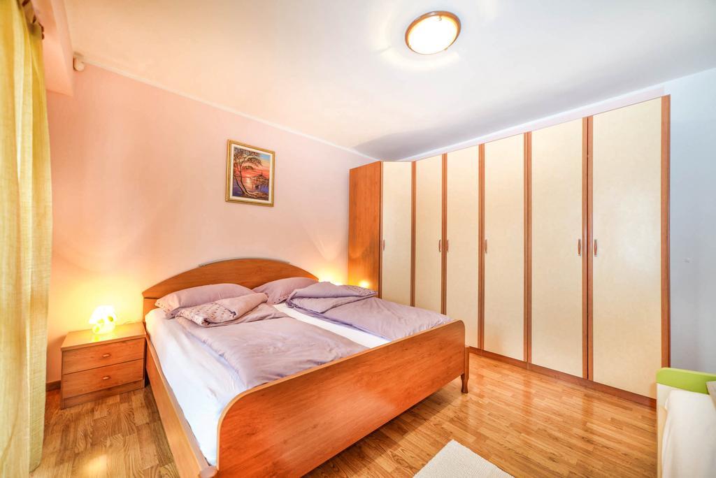 Apartments Cvek روفينج المظهر الخارجي الصورة
