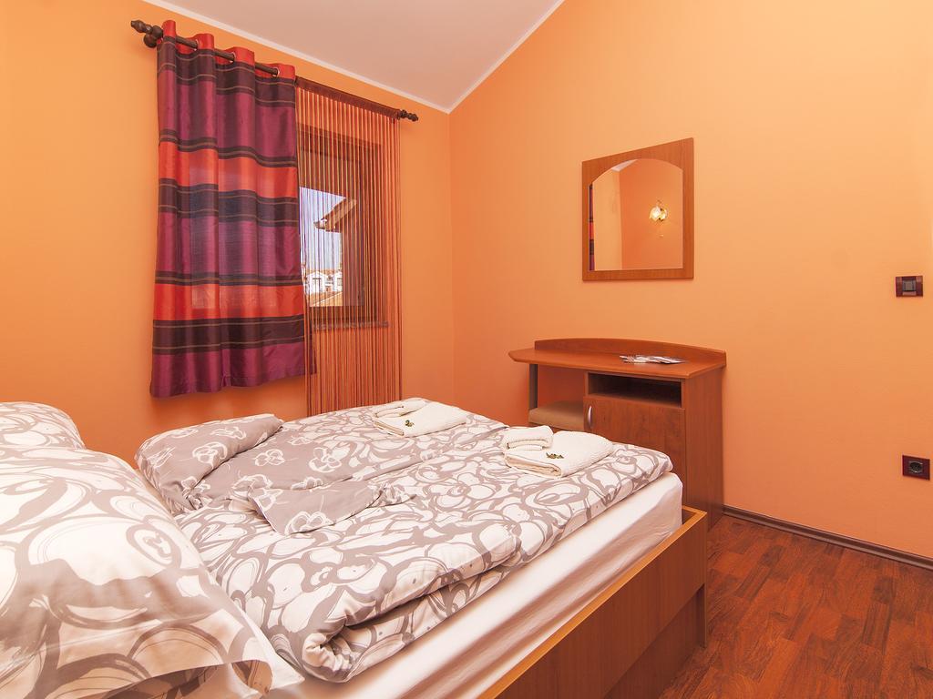 Apartments Cvek روفينج الغرفة الصورة